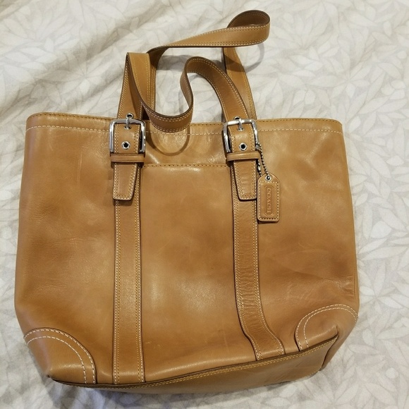 Authentic Coach Hampton Camel Brown Leather Bag - Picture 1 of 8